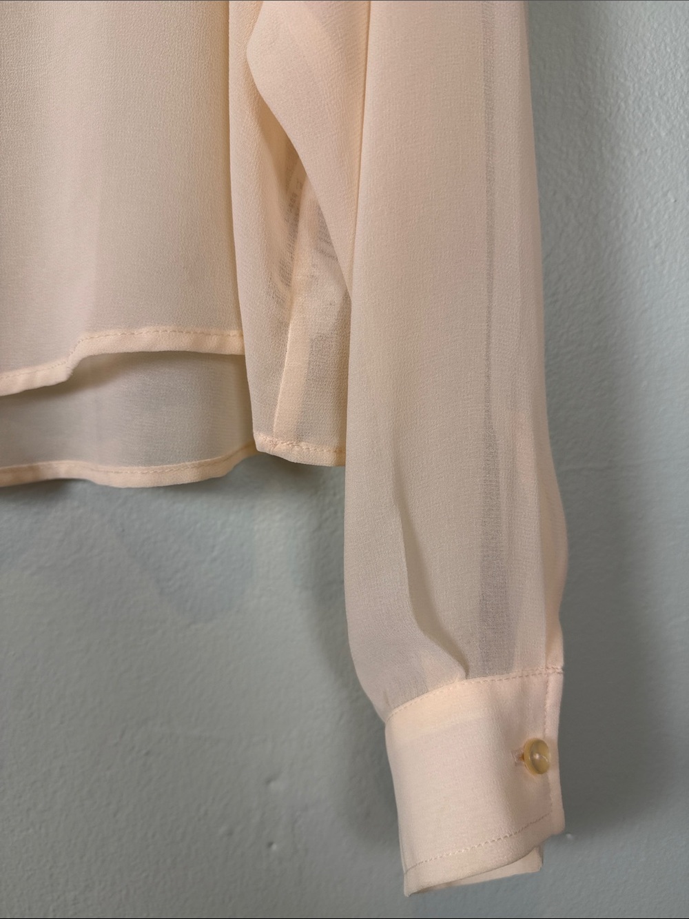 H&M Sheer Cropped Button Down Shirt Peach Size 10 EUC NKD - Picture 5 of 8